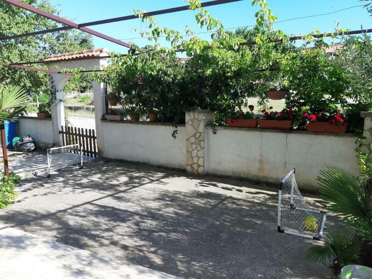 Apartman Igy Vinkuran Εξωτερικό φωτογραφία